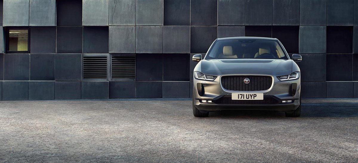 Jaguar I-PACE ja kaikki muut Jaguar mallit nyt Inchcape Helsingin uudesta myymälästä Herttoniemestä