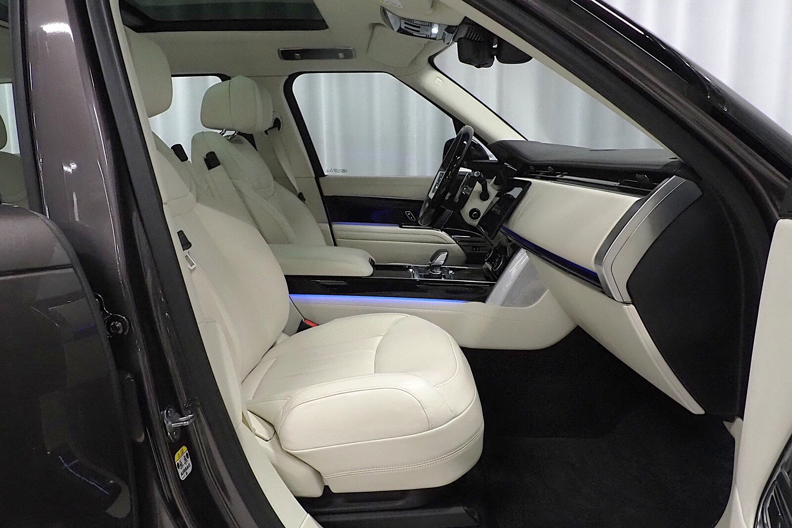 Land Rover Range Rover 2022, kuva 7/28