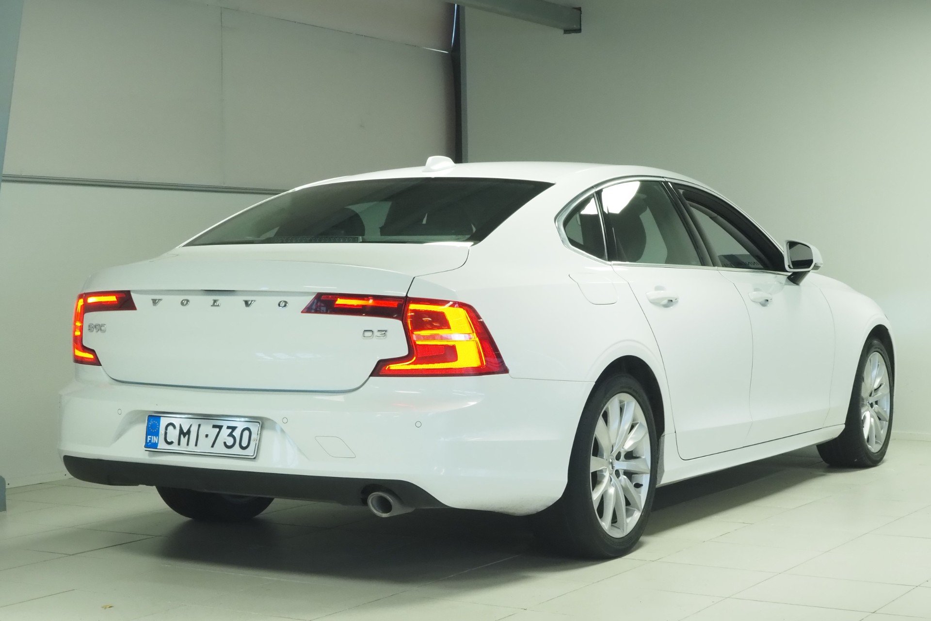 Volvo S90 D3 Business aut 2019, bild 2/18