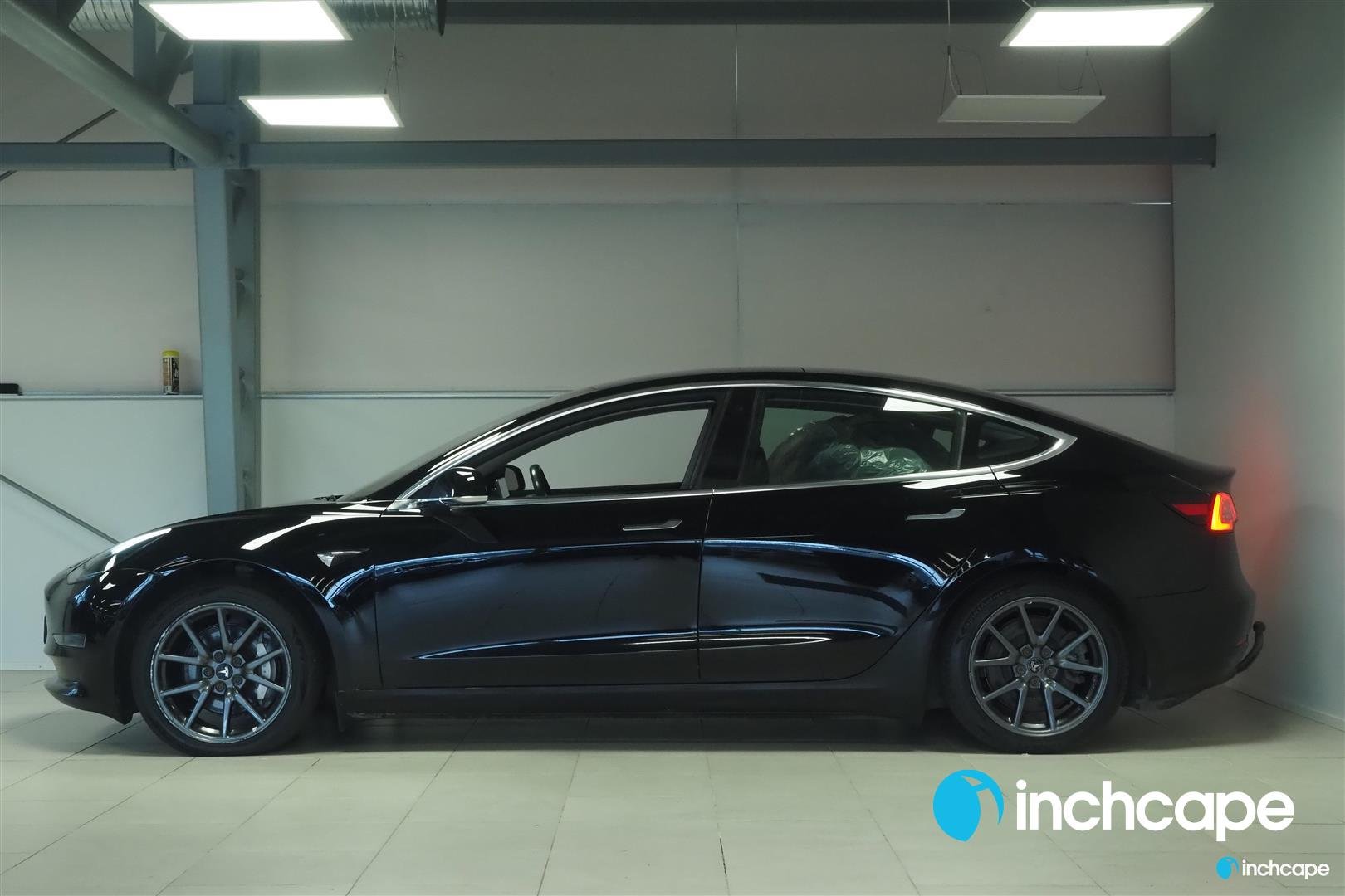 Tesla Model 3 Long-Range Dual Motor AWD 2019, photo 3/19
