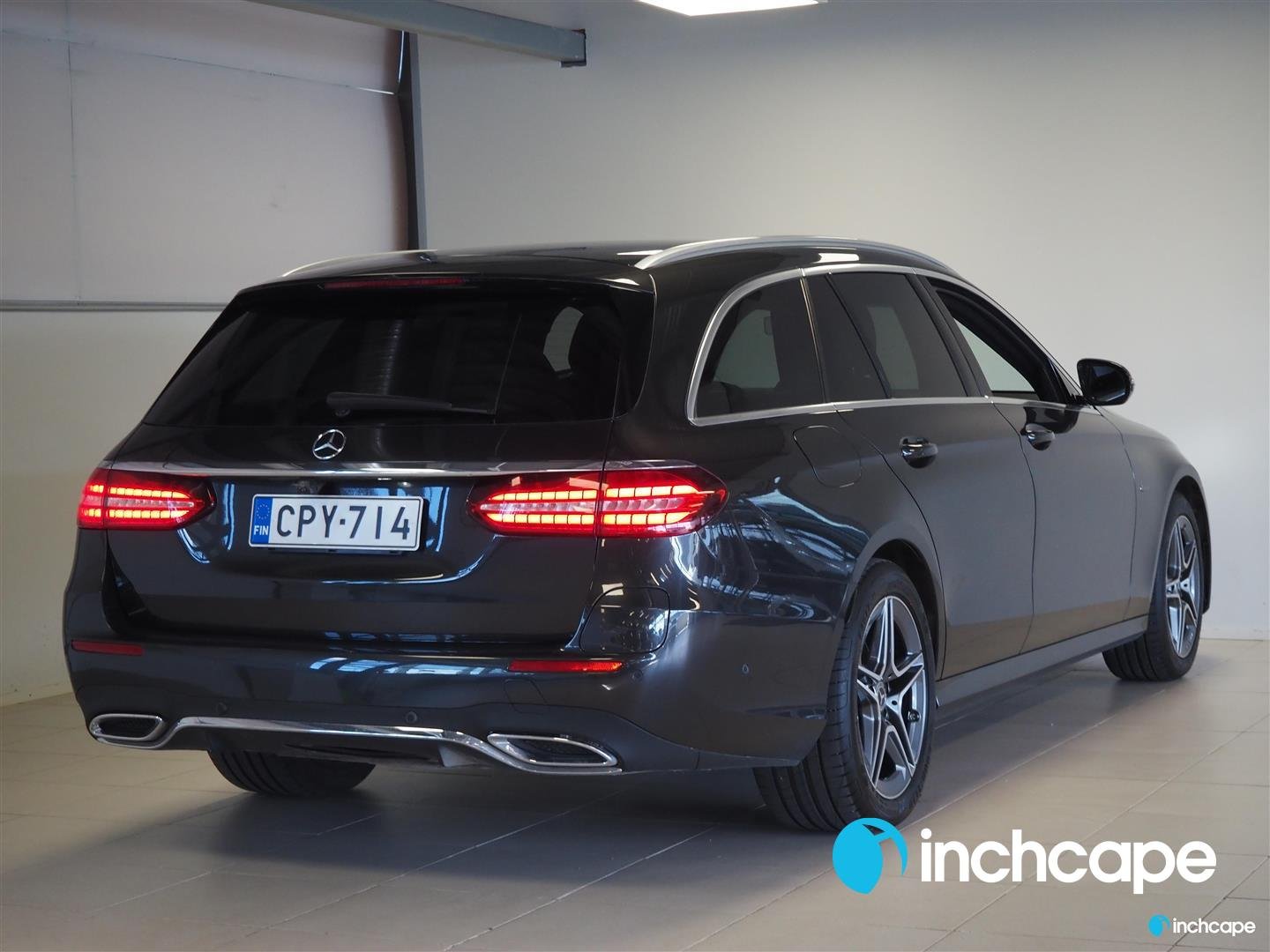 Mercedes-Benz E 2021, photo 2/19
