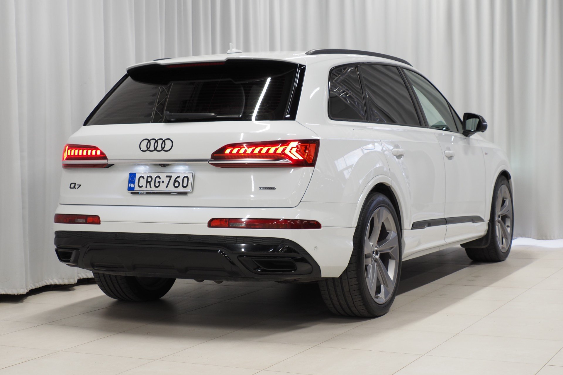 Audi Q7 2020, kuva 3/30