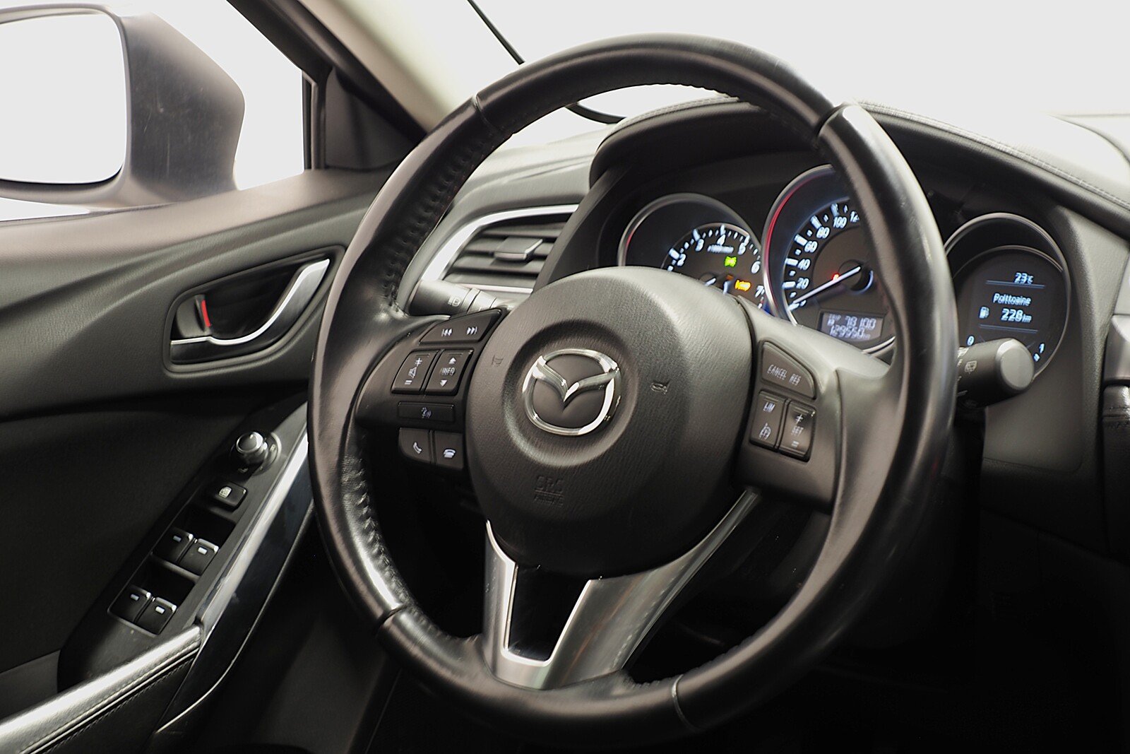 Mazda 6 2016, kuva 7/16