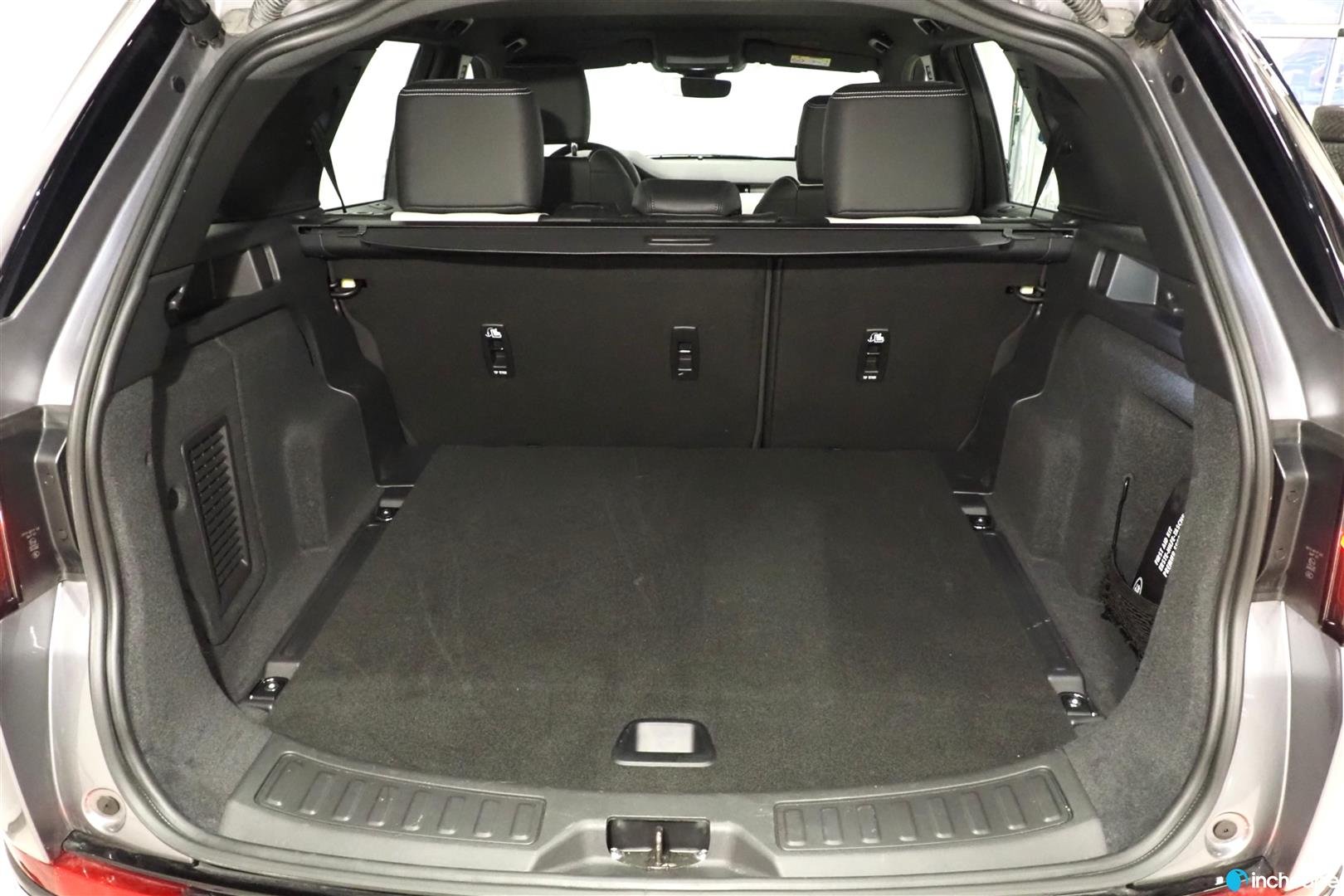 Land Rover Discovery Sport 2025, photo 6/18