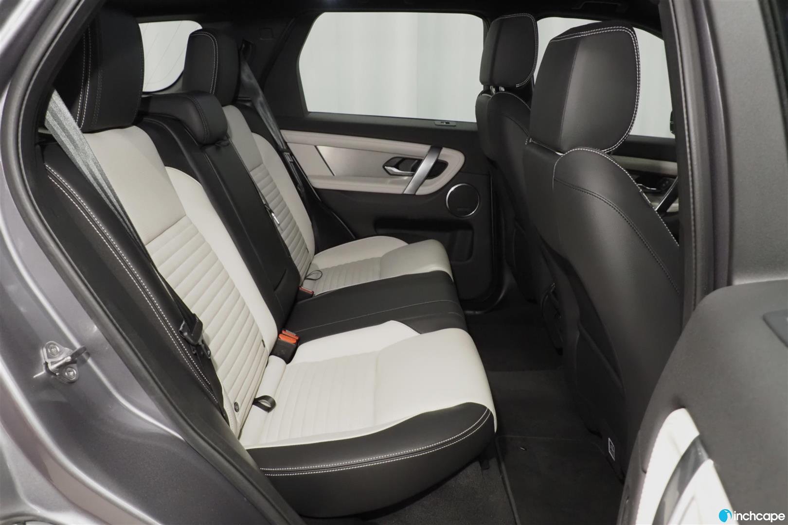 Land Rover Discovery Sport 2025, photo 7/18