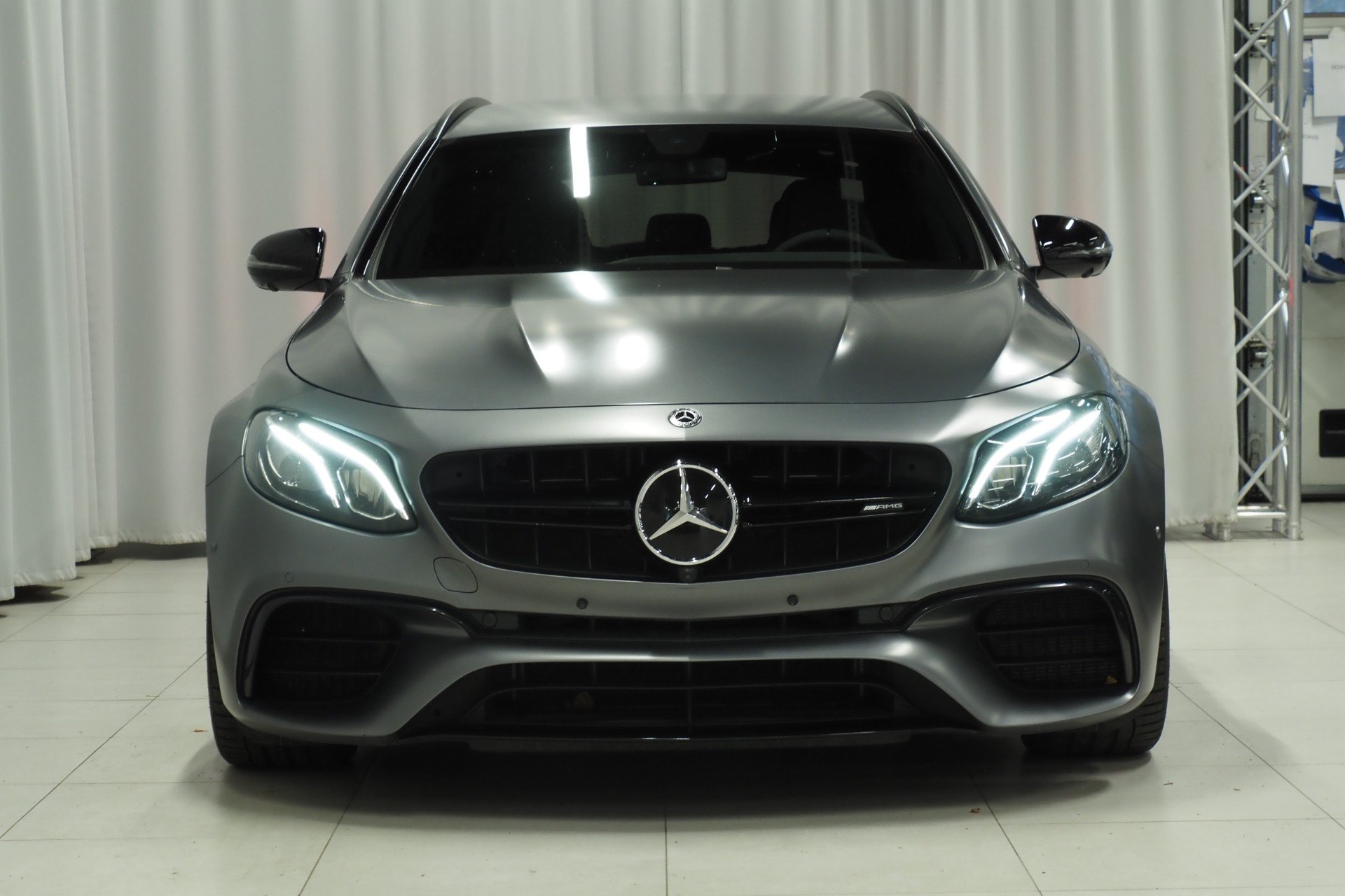 Mercedes-Benz E 63 AMG 2018, bild 2/19