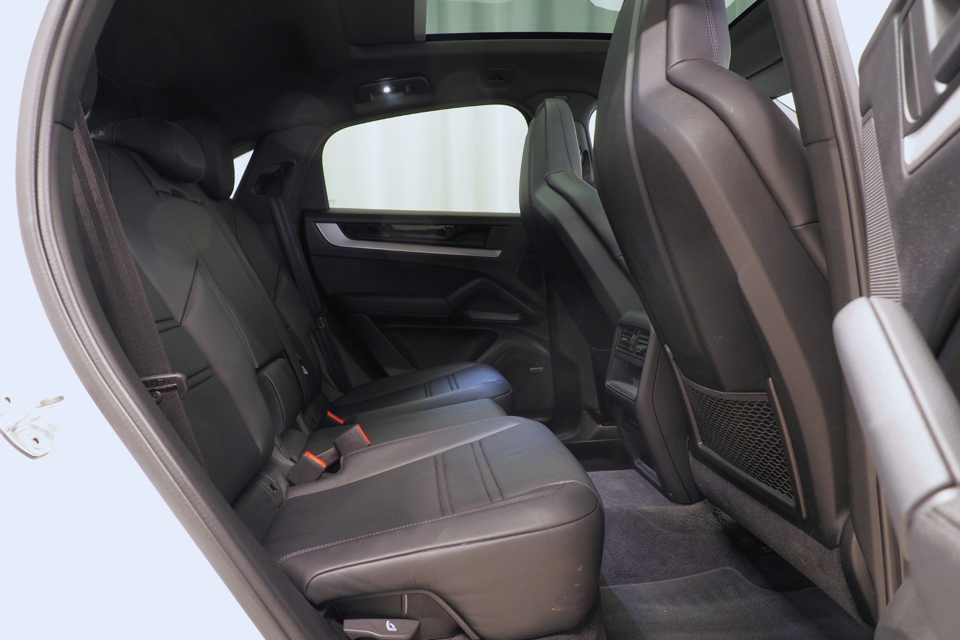 Porsche Cayenne E-Hybrid Coupé Facelift 2024, photo 7/21