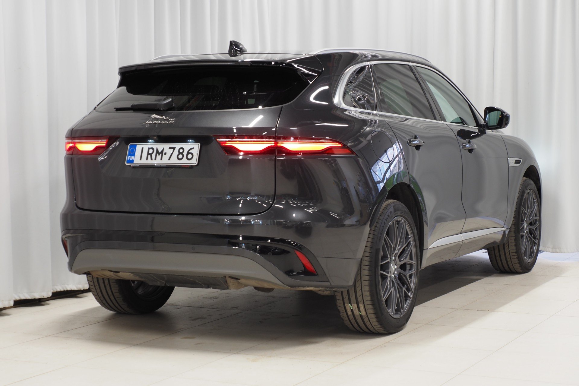 Jaguar F-Pace 2023, photo 3/24