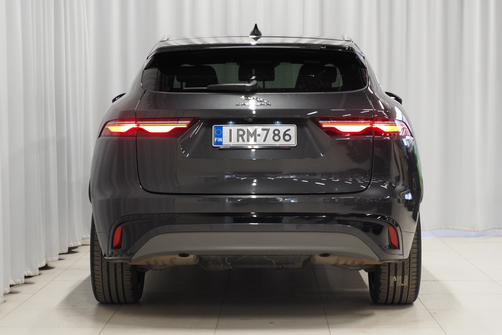 Jaguar F-Pace 2023, photo 4/24