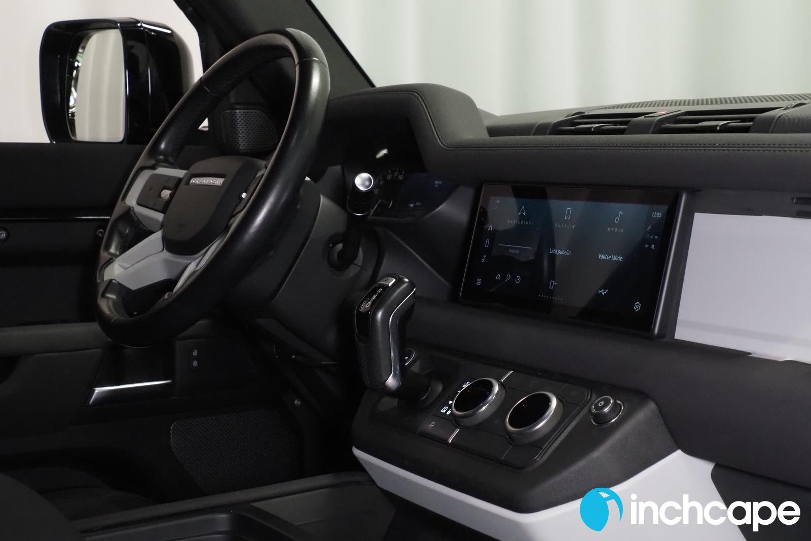 Land Rover Defender 2022, photo 6/22