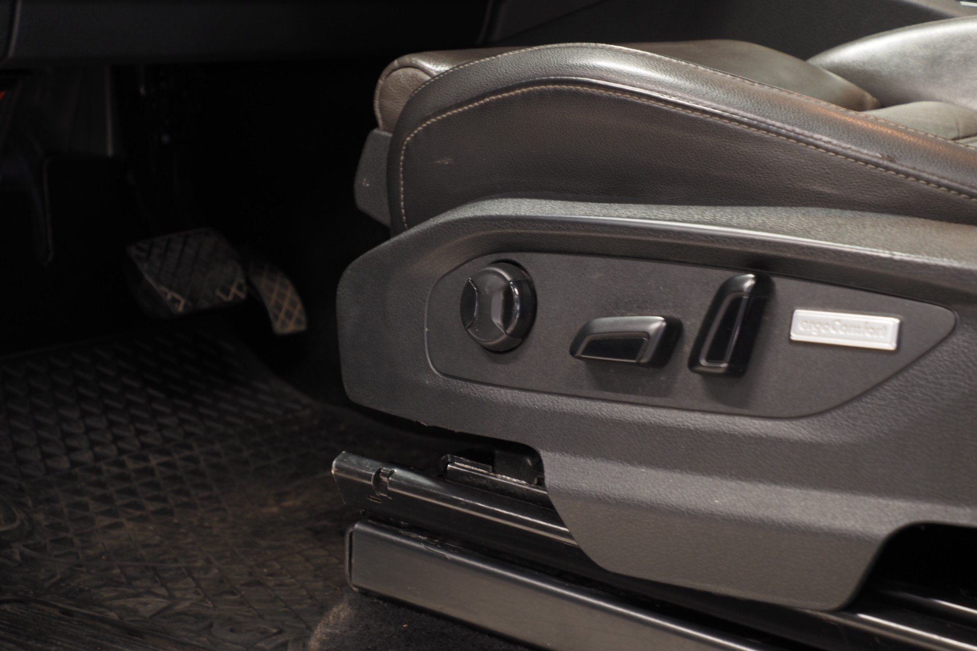 Volkswagen Amarok 2017, photo 6/16