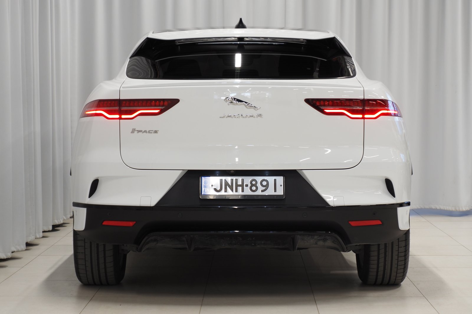 Jaguar I-Pace EV320 Limited Edition SE 2021, photo 4/19