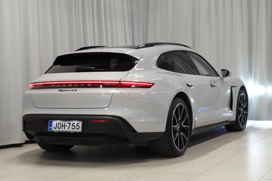 Porsche Taycan 4S Sport Turismo 2023, photo 6/38