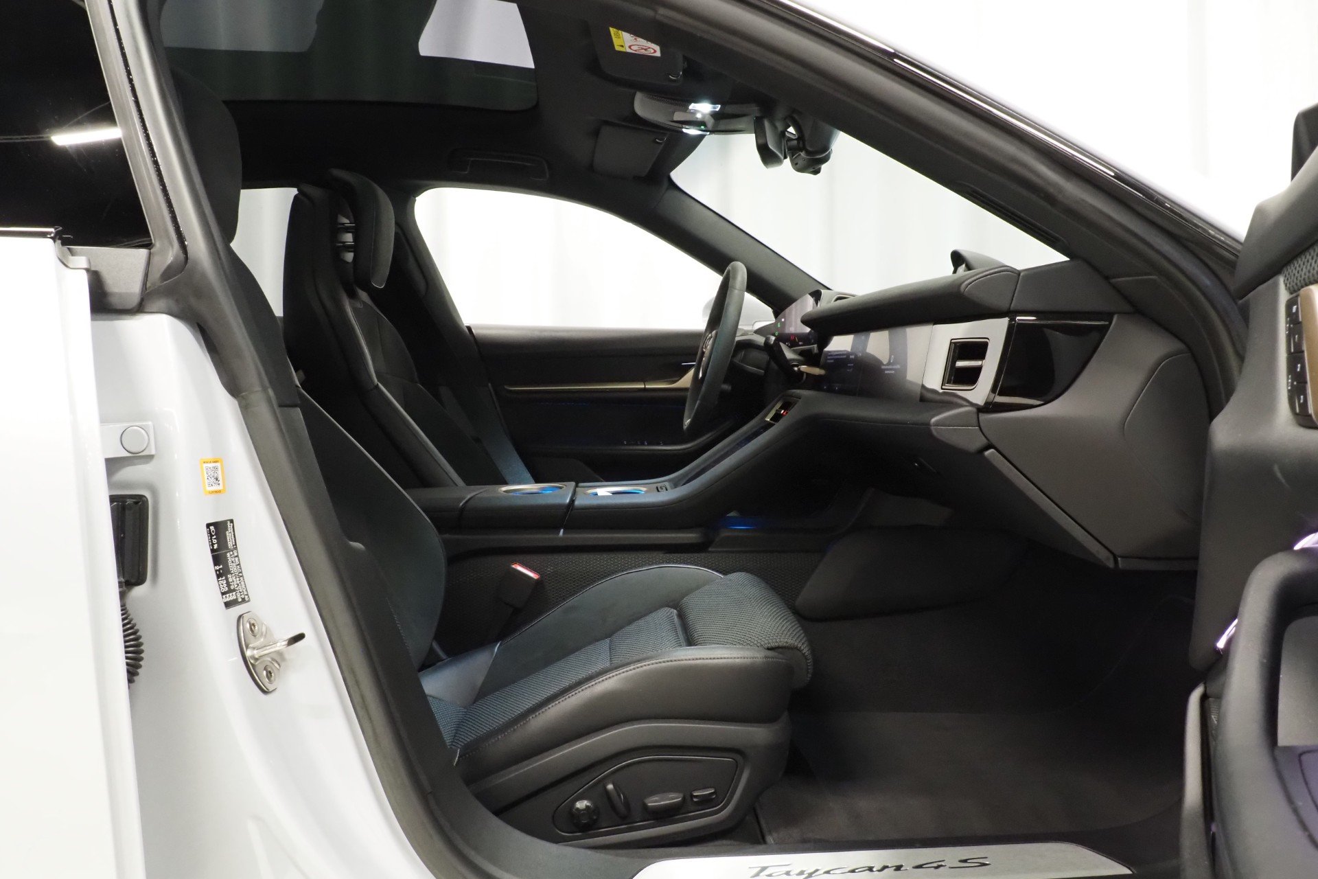 Porsche Taycan 4S Sport Turismo 2023, kuva 5/19