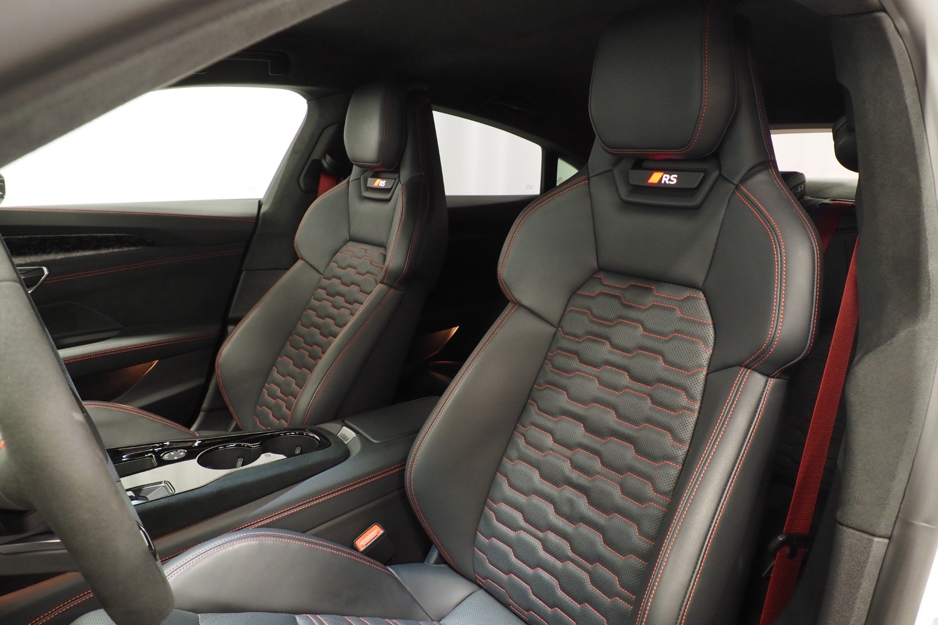 Audi e-tron GT RS Performance / 912hv 2025, kuva 7/40