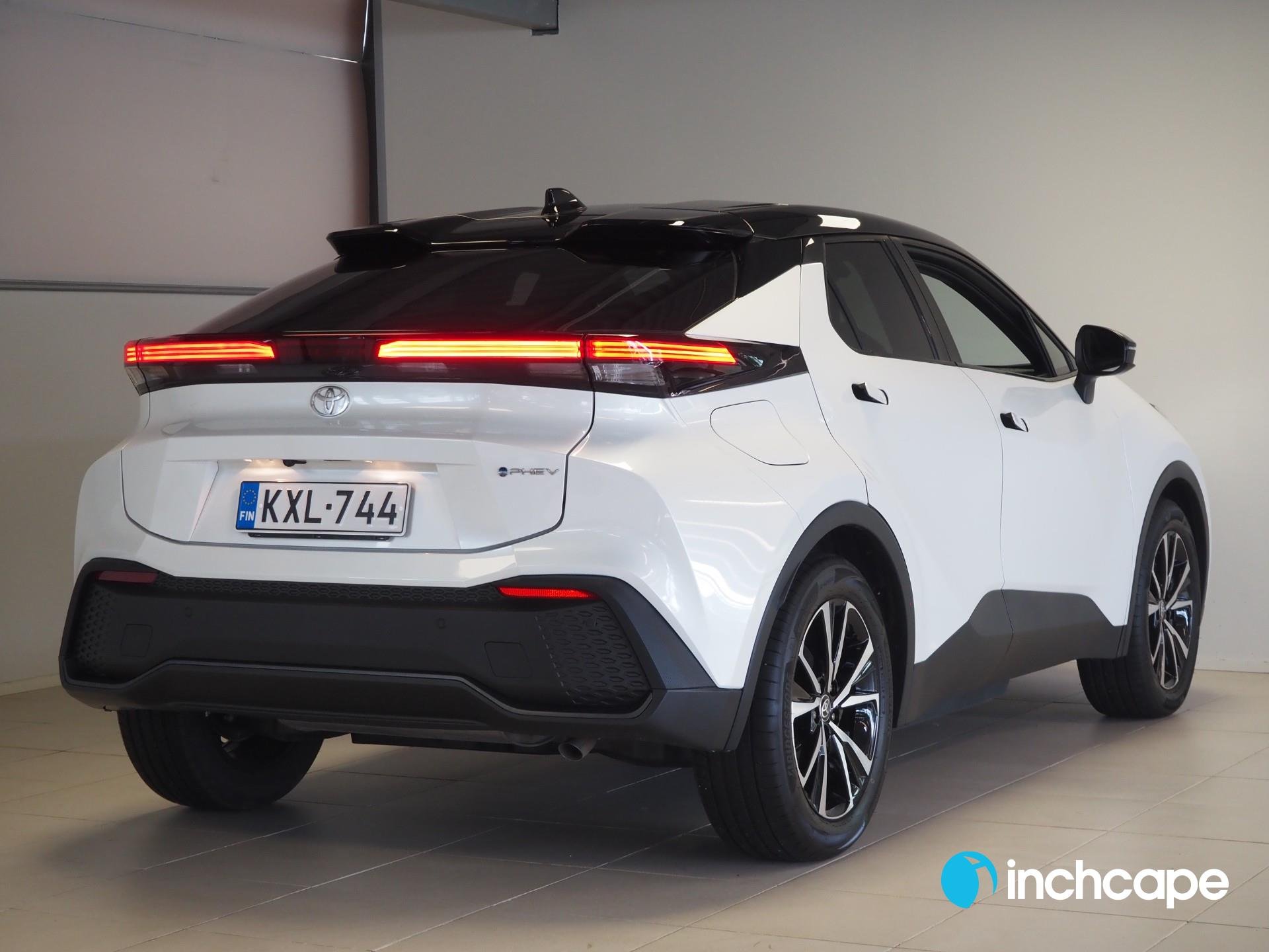 Toyota C-HR 2,0 Plug-in Hybrid Edition 2025, kuva 2/21