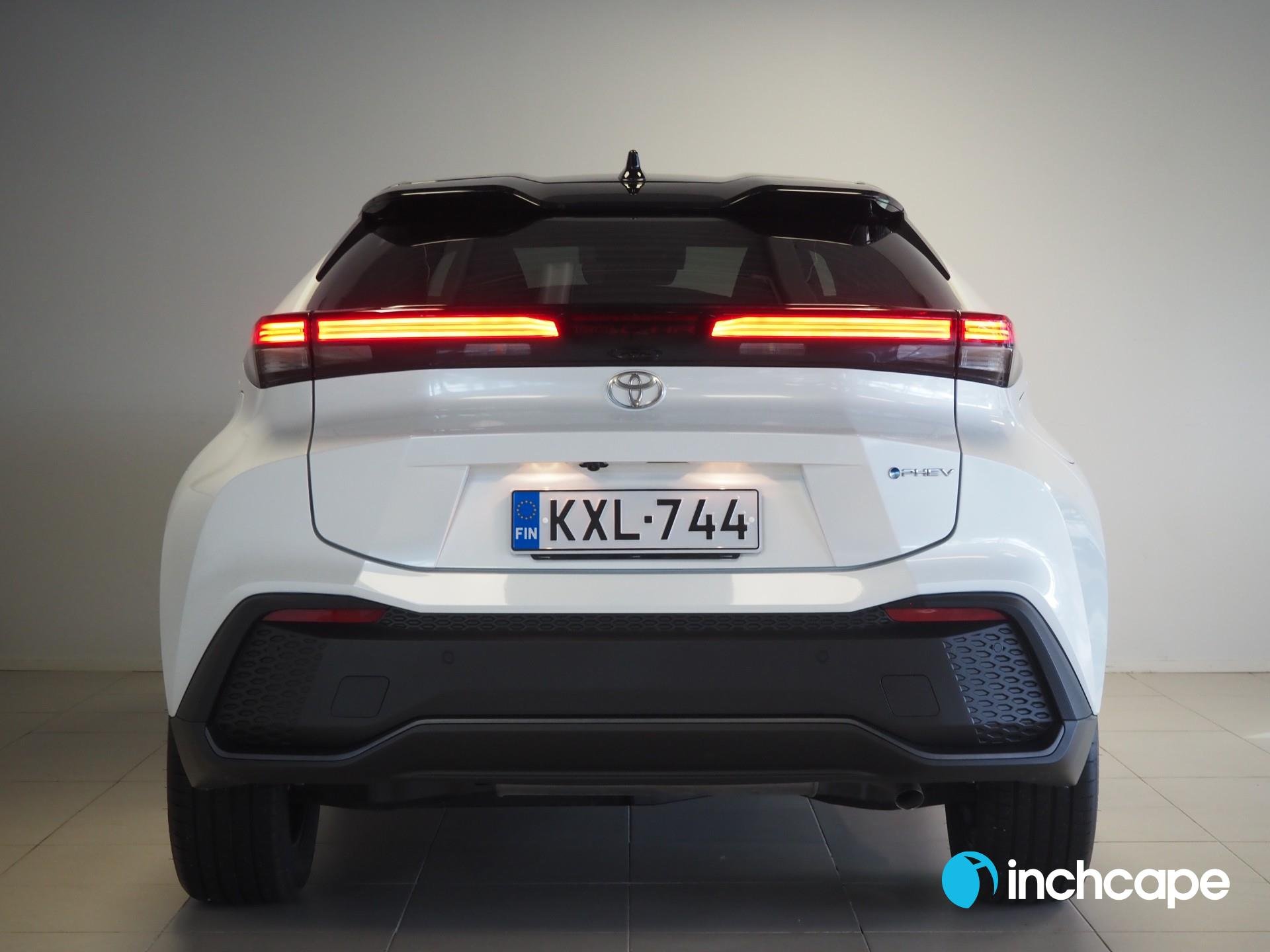 Toyota C-HR 2,0 Plug-in Hybrid Edition 2025, kuva 7/21