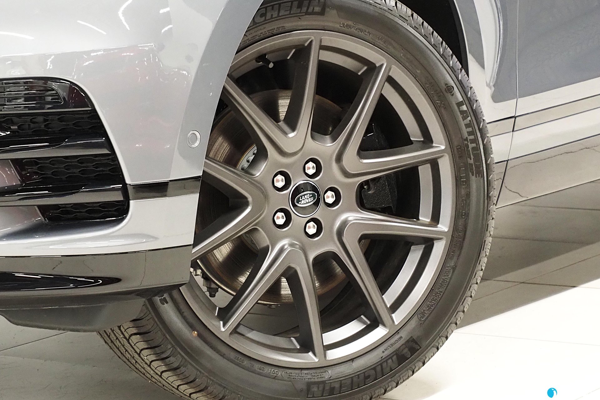 Land Rover Range Rover Velar 2025, photo 2/22