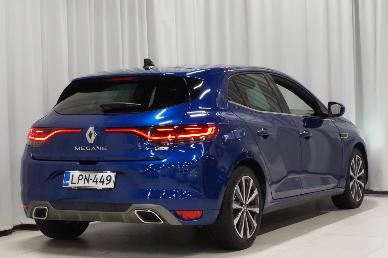 Renault Megane 2020, photo 2/16