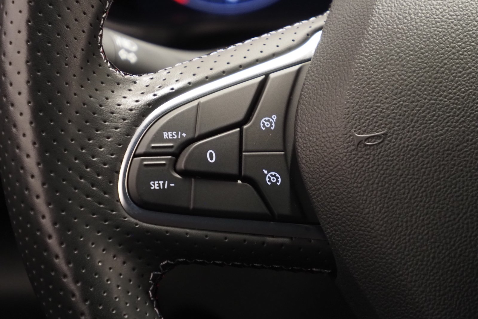 Renault Megane 2020, photo 7/16