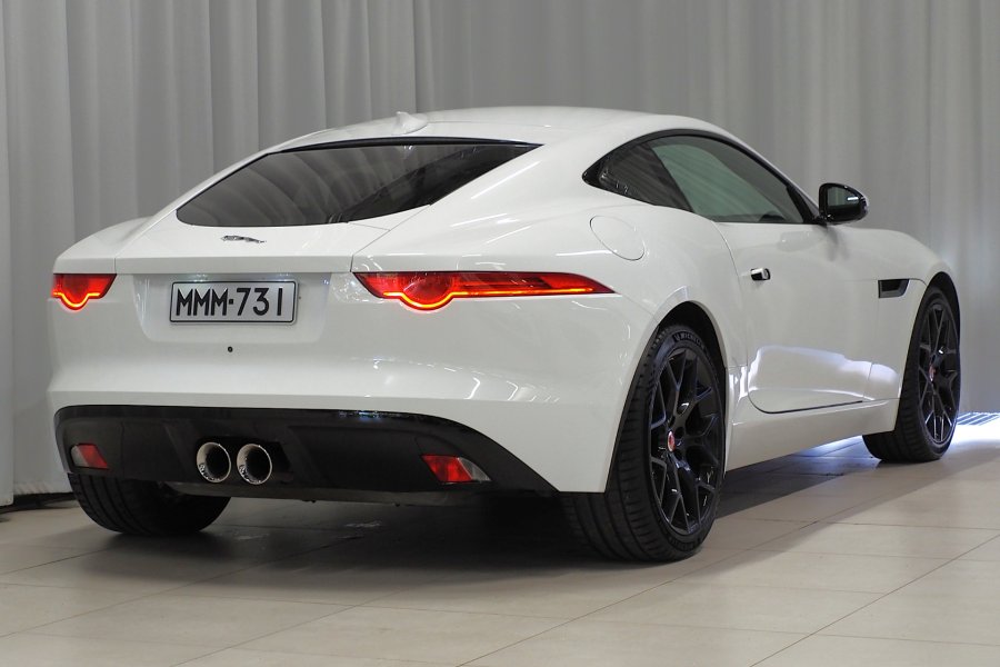 Jaguar F-type 3,0 V6 340PS Coupé 2014, kuva 6/42
