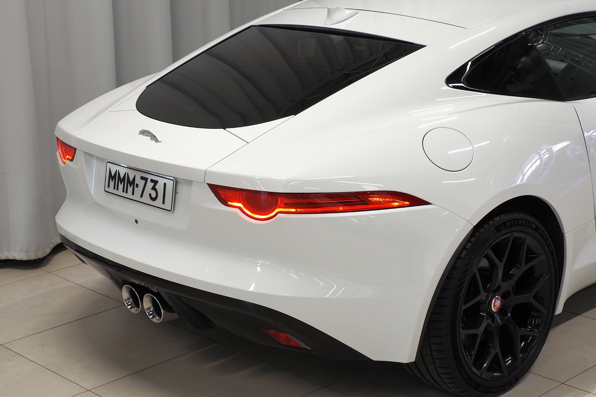 Jaguar F-type 3,0 V6 340PS Coupé 2014, photo 7/21