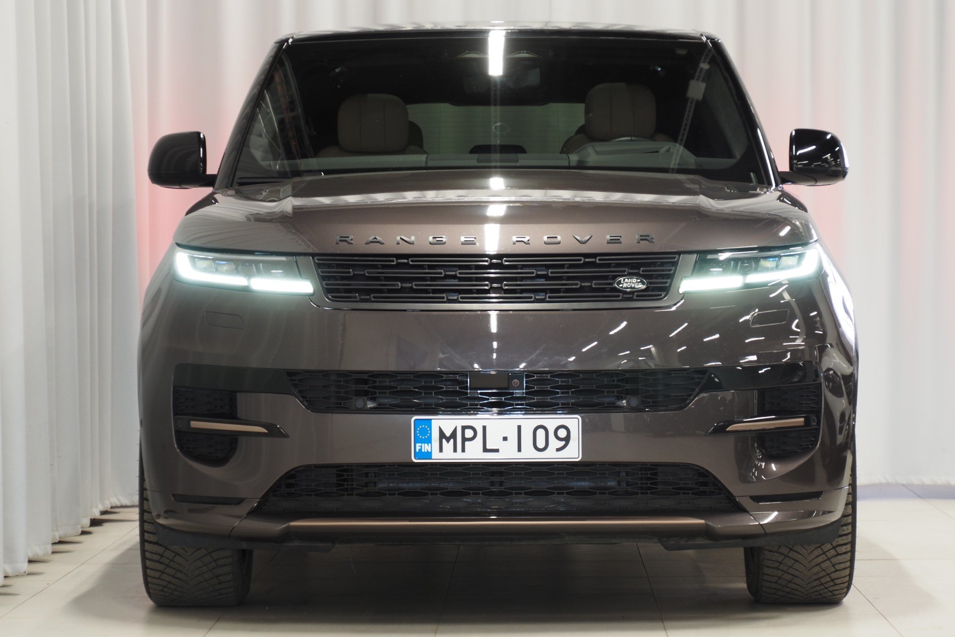 Land Rover Range Rover Sport 2023, photo 2/28