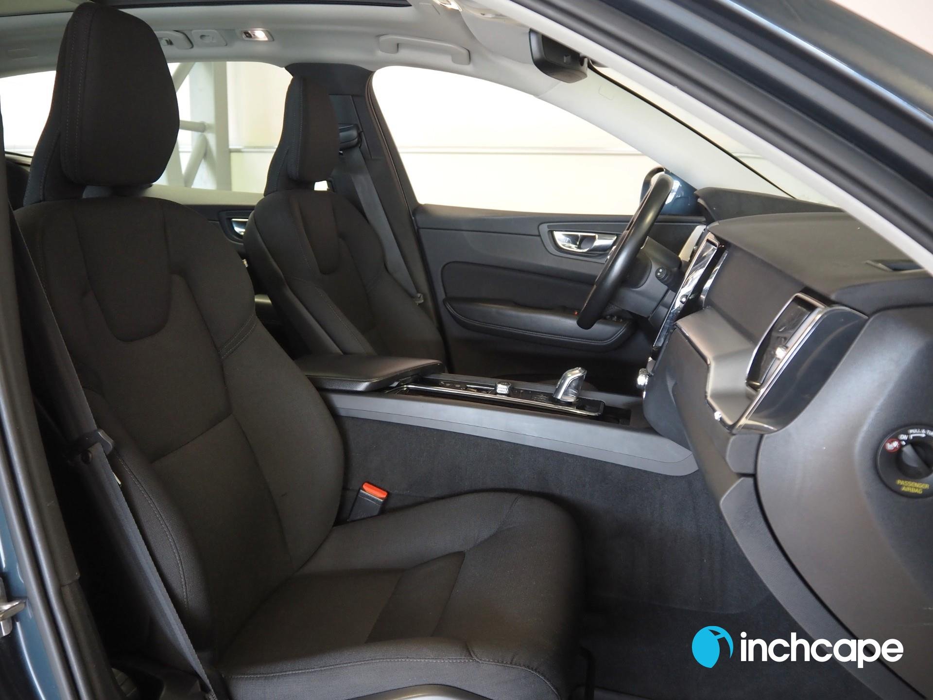 Volvo XC60 T8 AWD Momentum aut 2019, kuva 3/19
