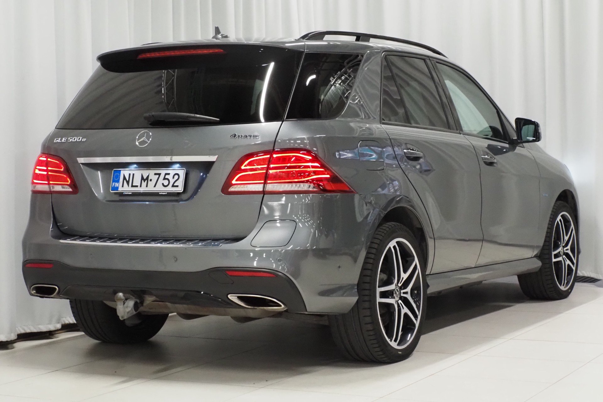 Mercedes-Benz GLE 500 e 4Matic AMG line 2017, kuva 5/19