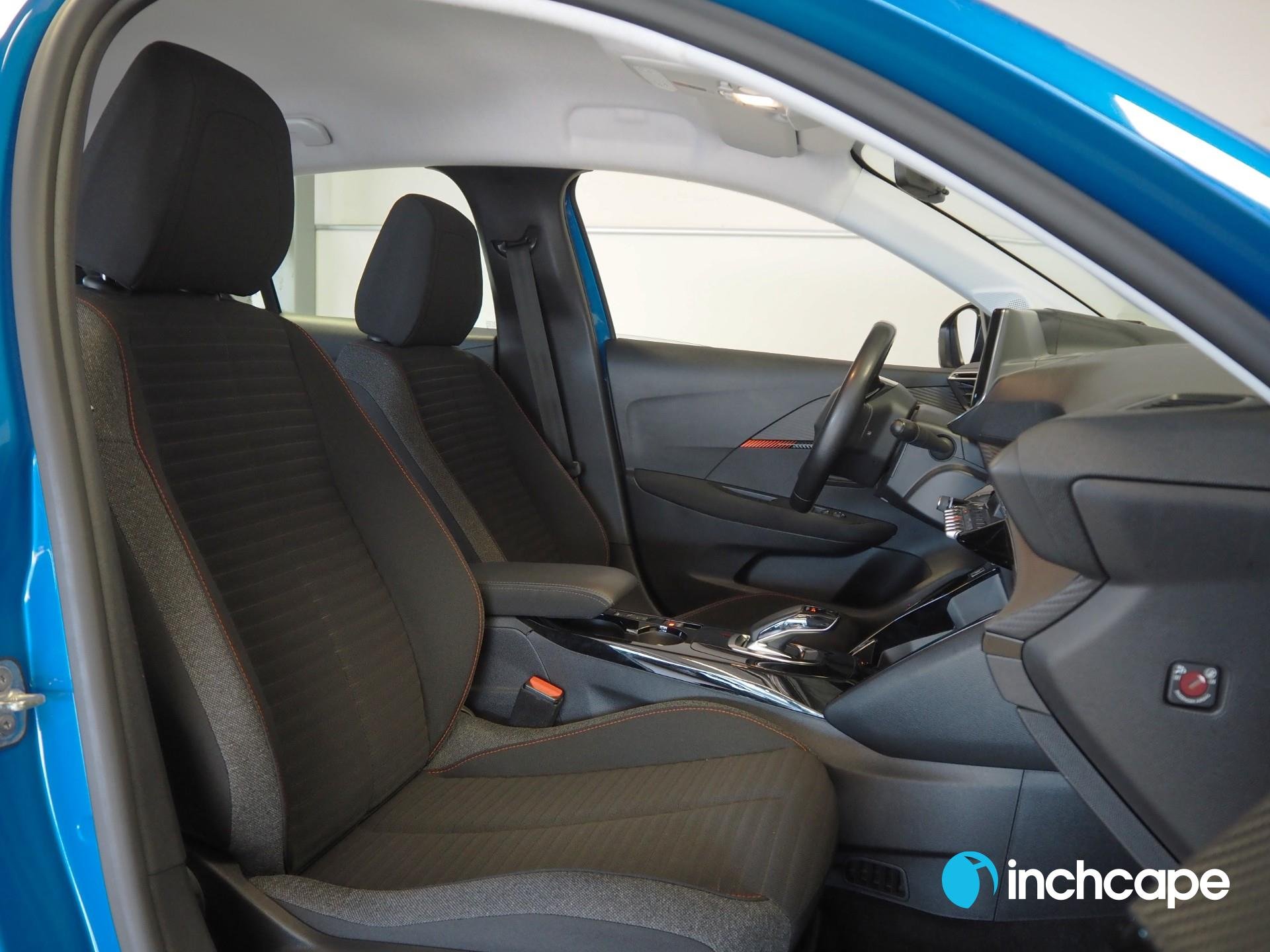 Peugeot e-208 Active 50 kWh 136 2020, kuva 3/20