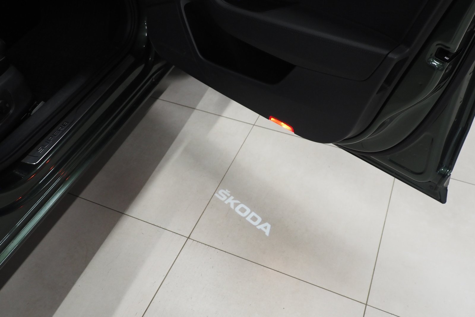 Skoda Superb 2020, kuva 4/20