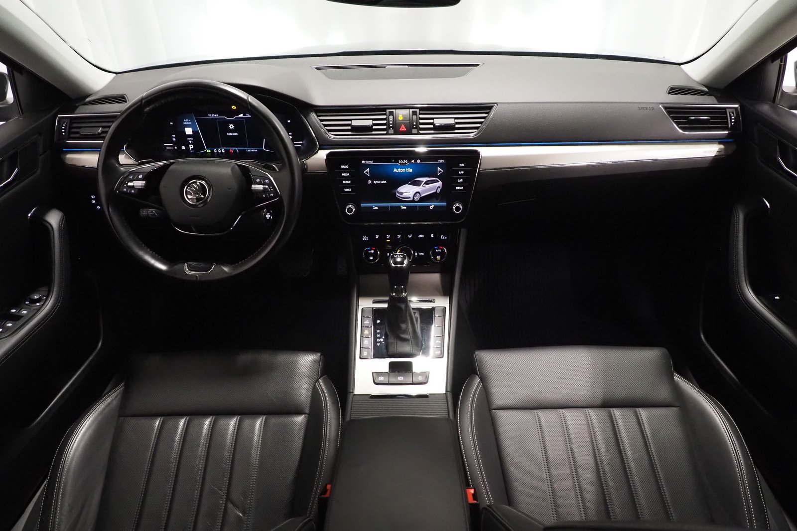 Skoda Superb 2020, kuva 6/20