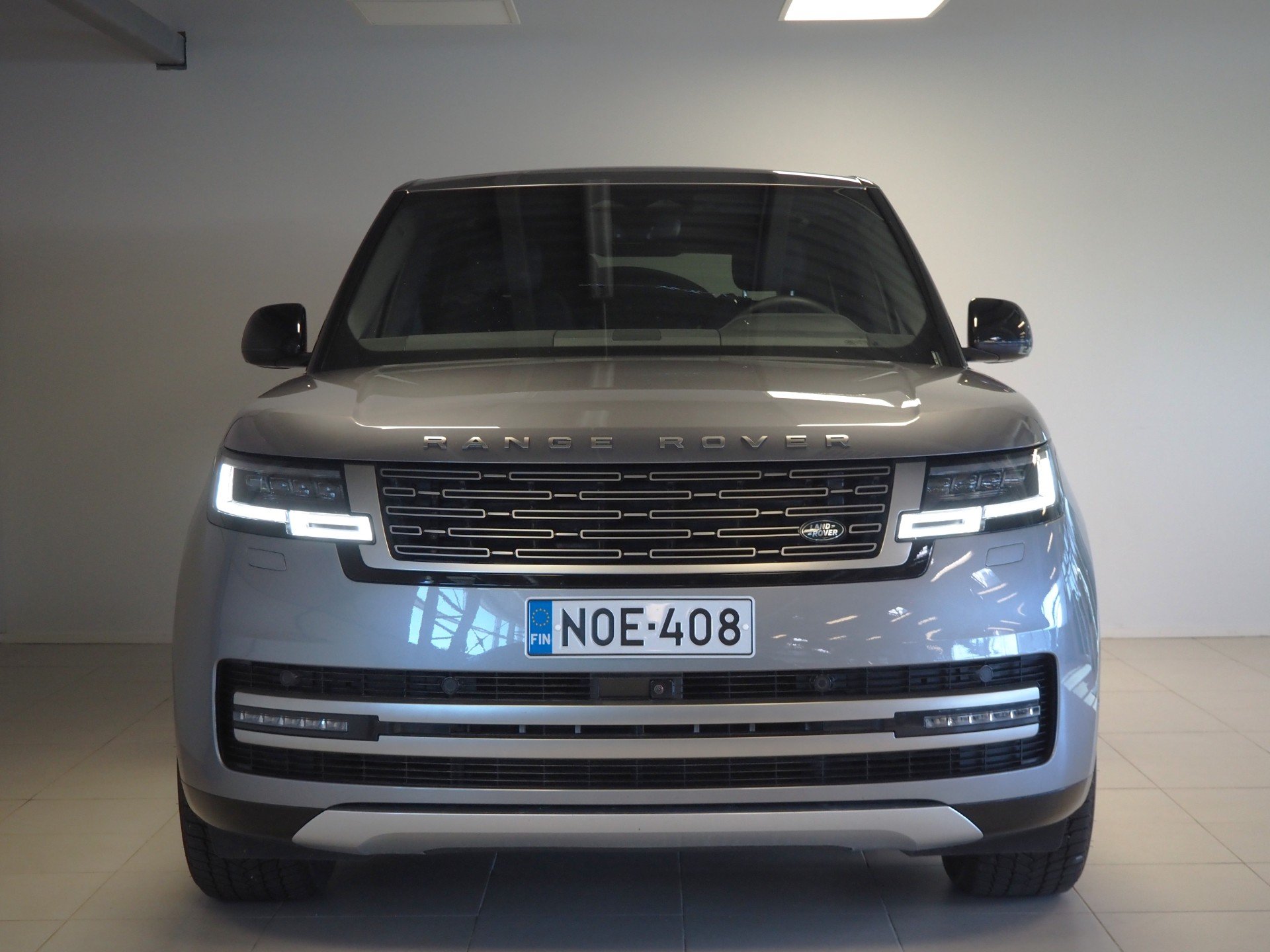 Land Rover Range Rover 2025, photo 6/23