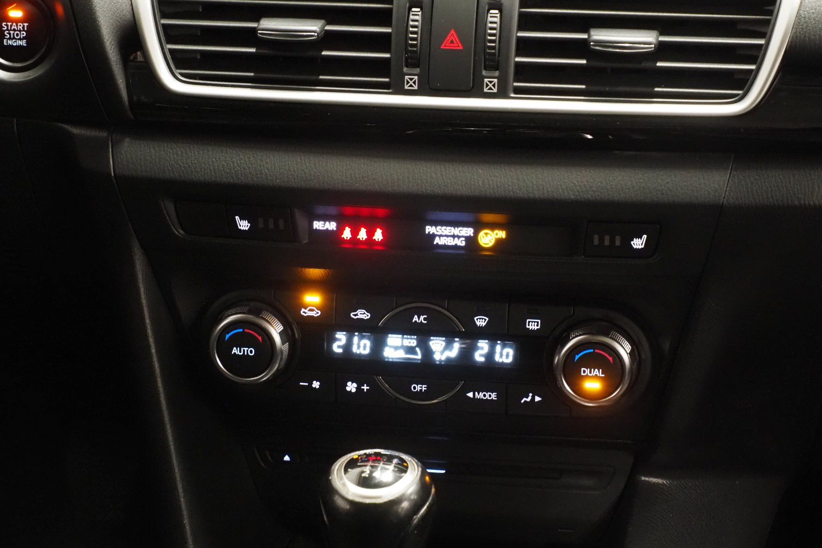 Mazda 3 2016, kuva 7/17