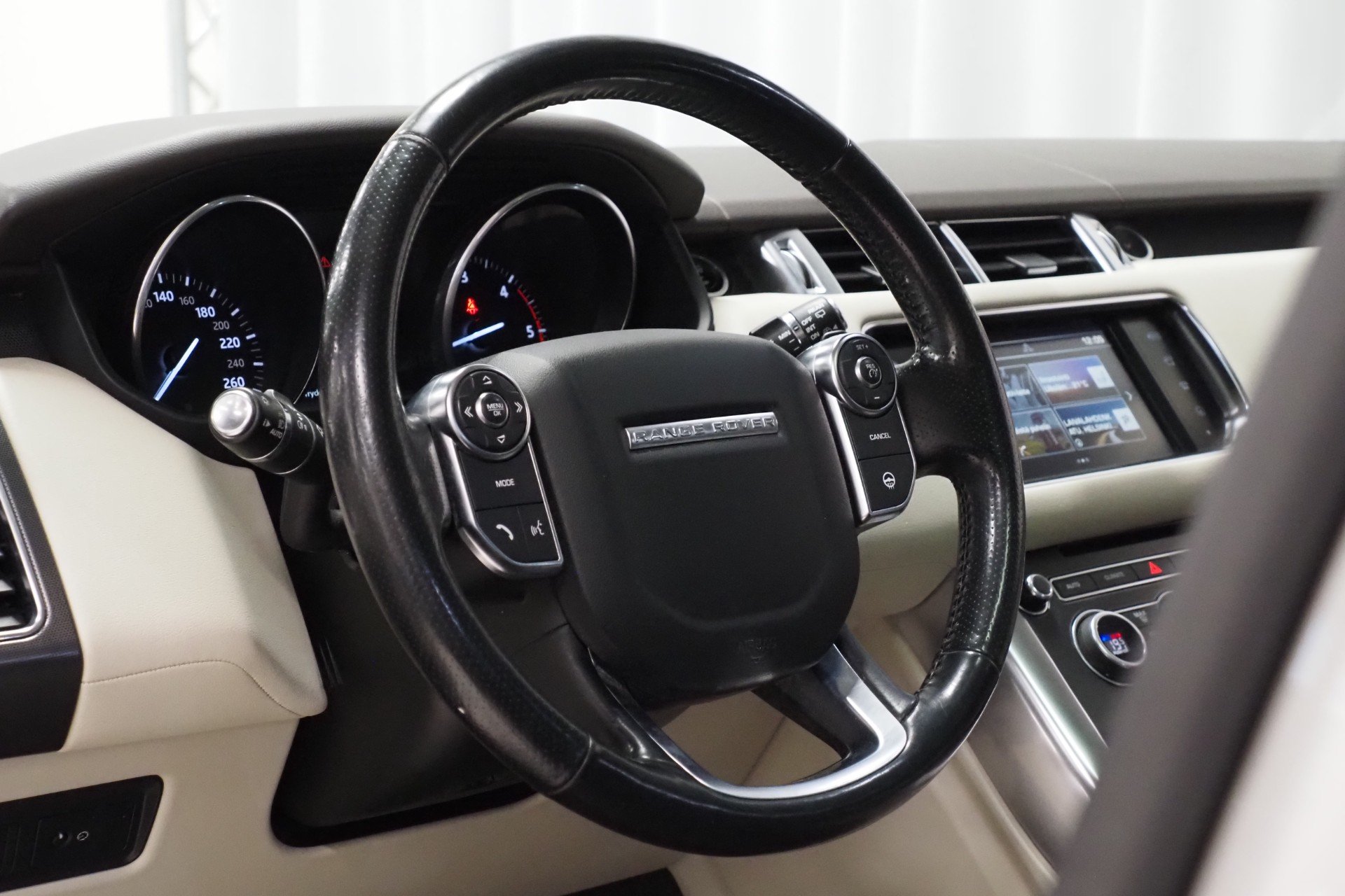 Land Rover Range Rover Sport 2016, kuva 7/23