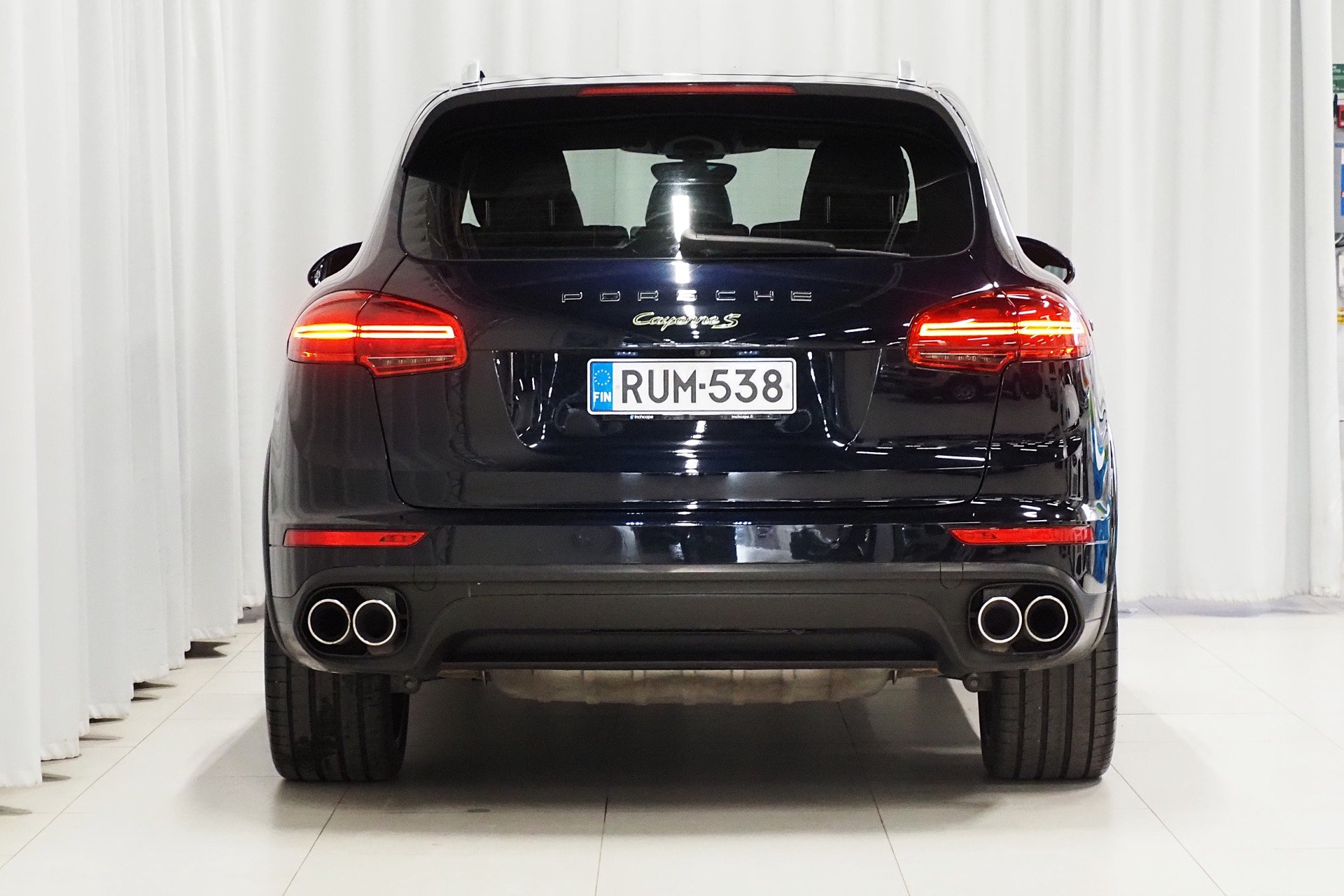 Porsche Cayenne S E-hybrid 2015, kuva 4/25