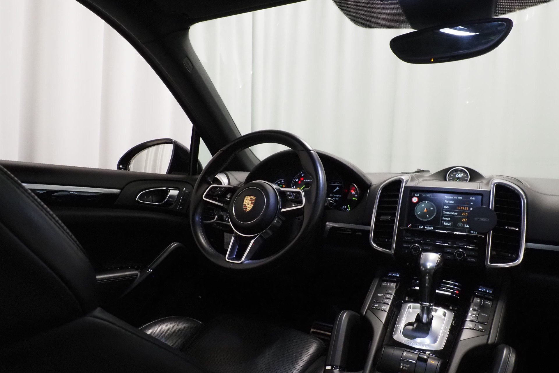 Porsche Cayenne S E-hybrid 2015, kuva 5/25