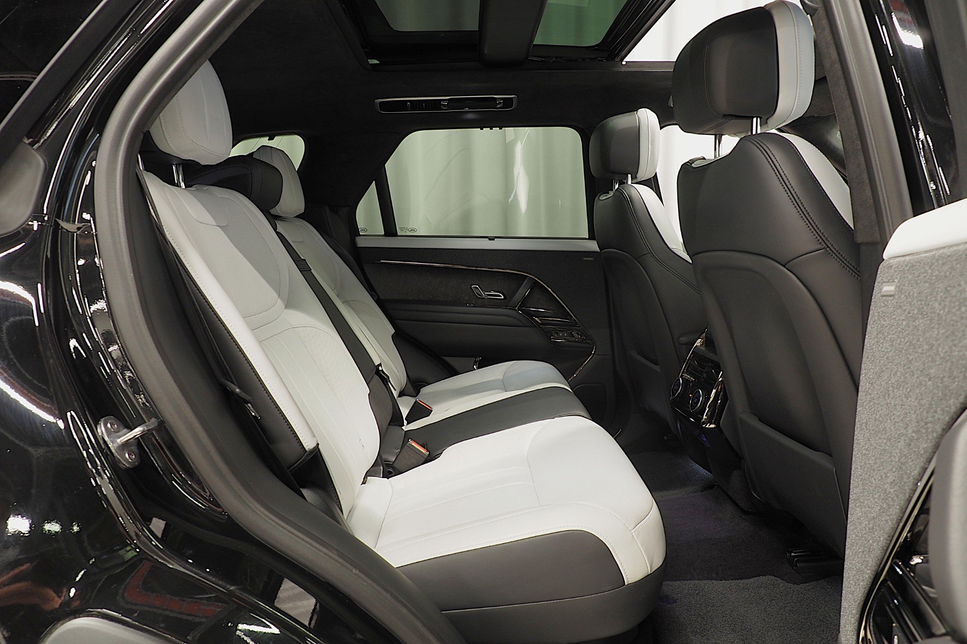 Land Rover Range Rover Sport 2023, kuva 7/28