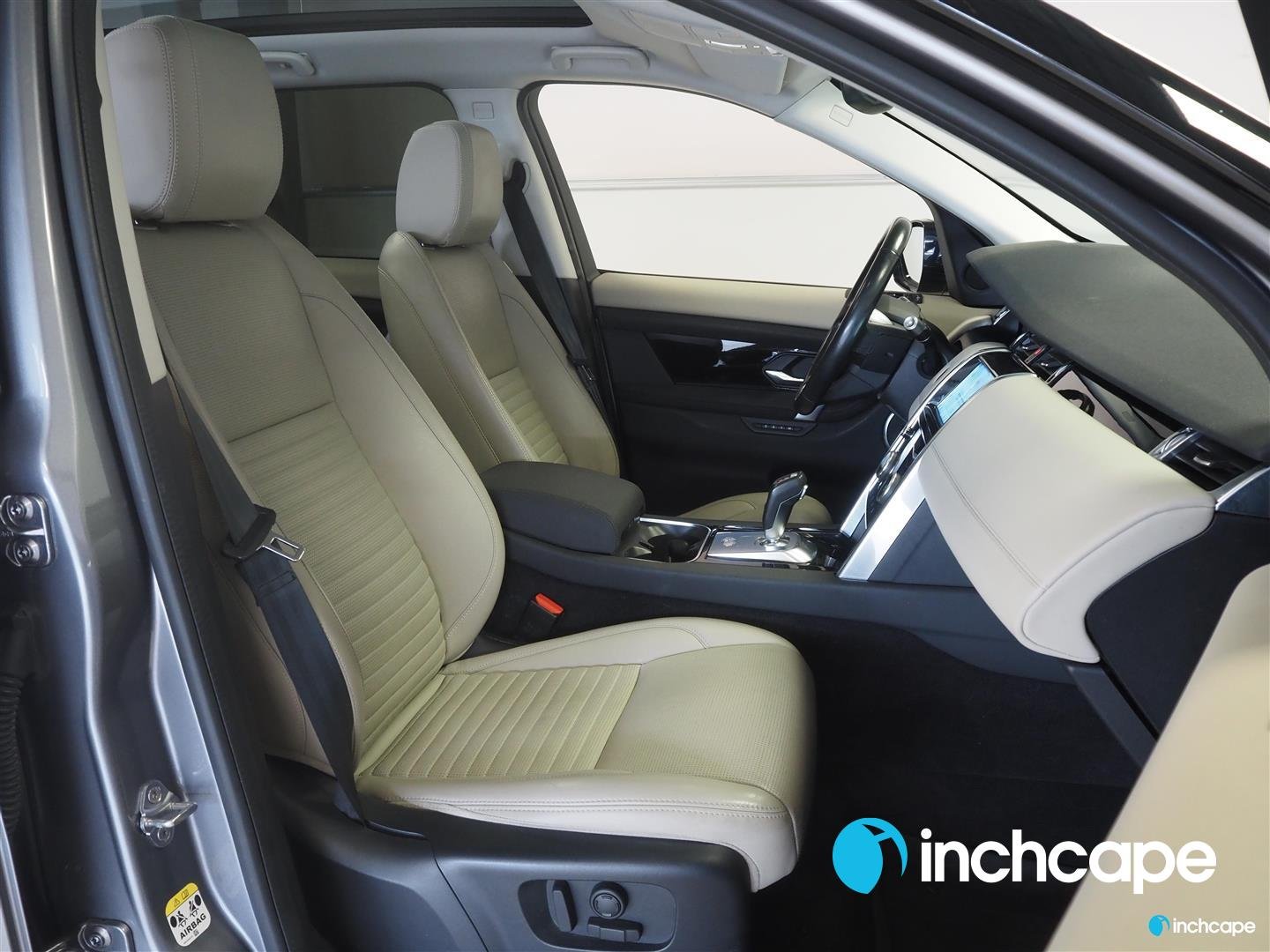 Land Rover Discovery Sport 2020, kuva 3/21