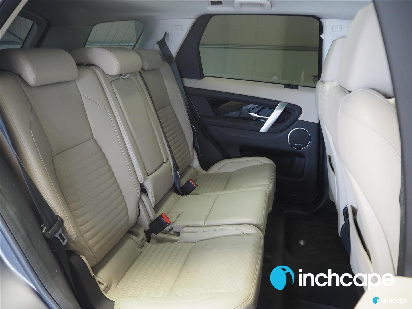 Land Rover Discovery Sport 2020, kuva 4/21