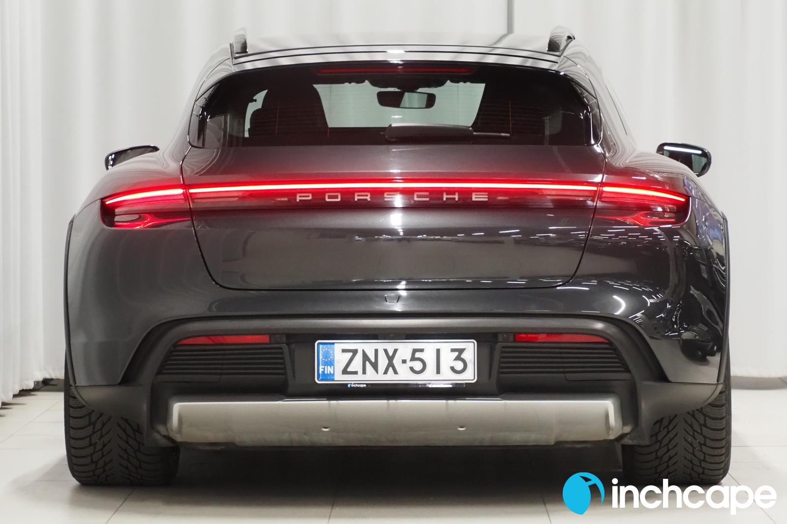 Porsche Taycan 4 Cross Turismo 2022, kuva 7/17
